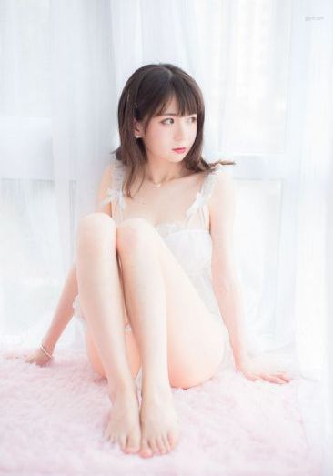 19岁女大学生撞脸孙颖莎被求合影