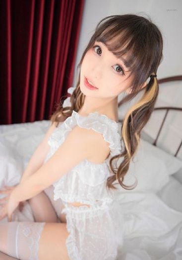 左邻右里