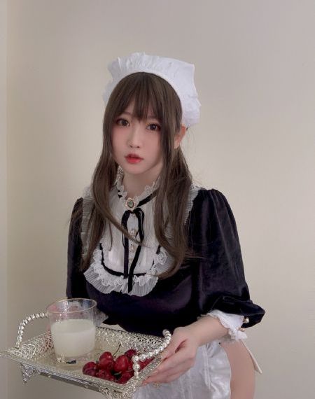 电车摩女