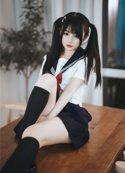 《甜美的咬痕》动漫免费观看