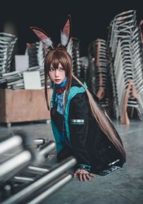 邻居的妻子
