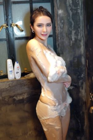 女刑警被两个黑人挺进在线观看