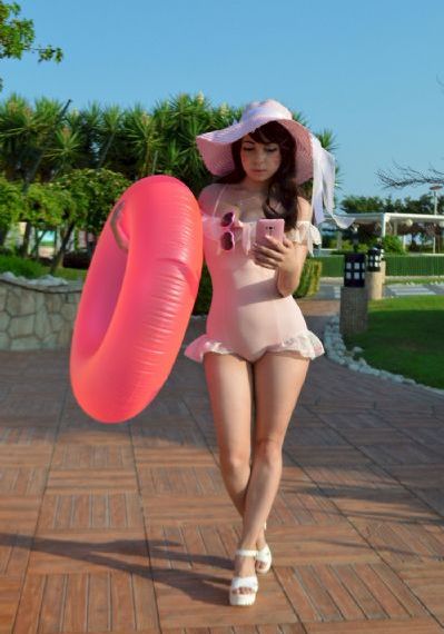 男生女生在一起