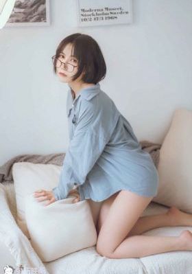 加勒比女海盗h成版人在线云播