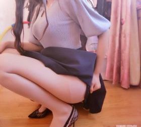 放荡老师张开双腿任我玩电影