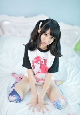 青岛打人路虎女司机身份曝光